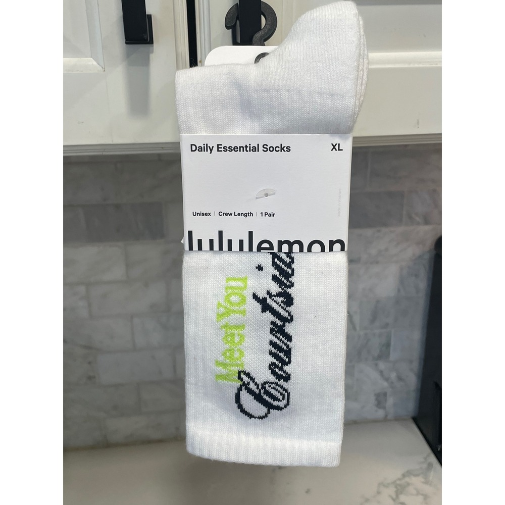 Lululemon Daily Essential Crew‎ Socks XL Unisex White Sour Meet You Court